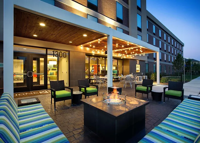 Hotel Home2 By Hilton Chicago